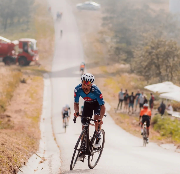 radiopopularPT's tweet image. Mais uma #voltaaportugal e mais uma vez a Radio Popular marca a presença. Força equipa 💪🏽🚴🏽‍♂️