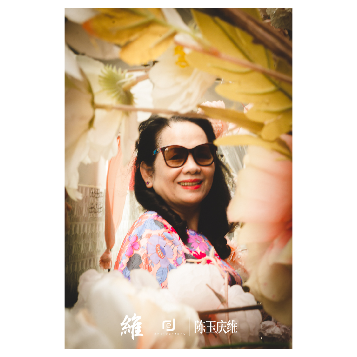 franciscustran's tweet photo. "Hãy luôn gặp mọi người với một nụ cười, vì nụ cười là khởi nguồn của tình yêu." - Mẹ Teresa

摄影师: Trần Franciscus [陈维]

#portraits #Leafs #flower https://t.co/fCkkHuiXIS