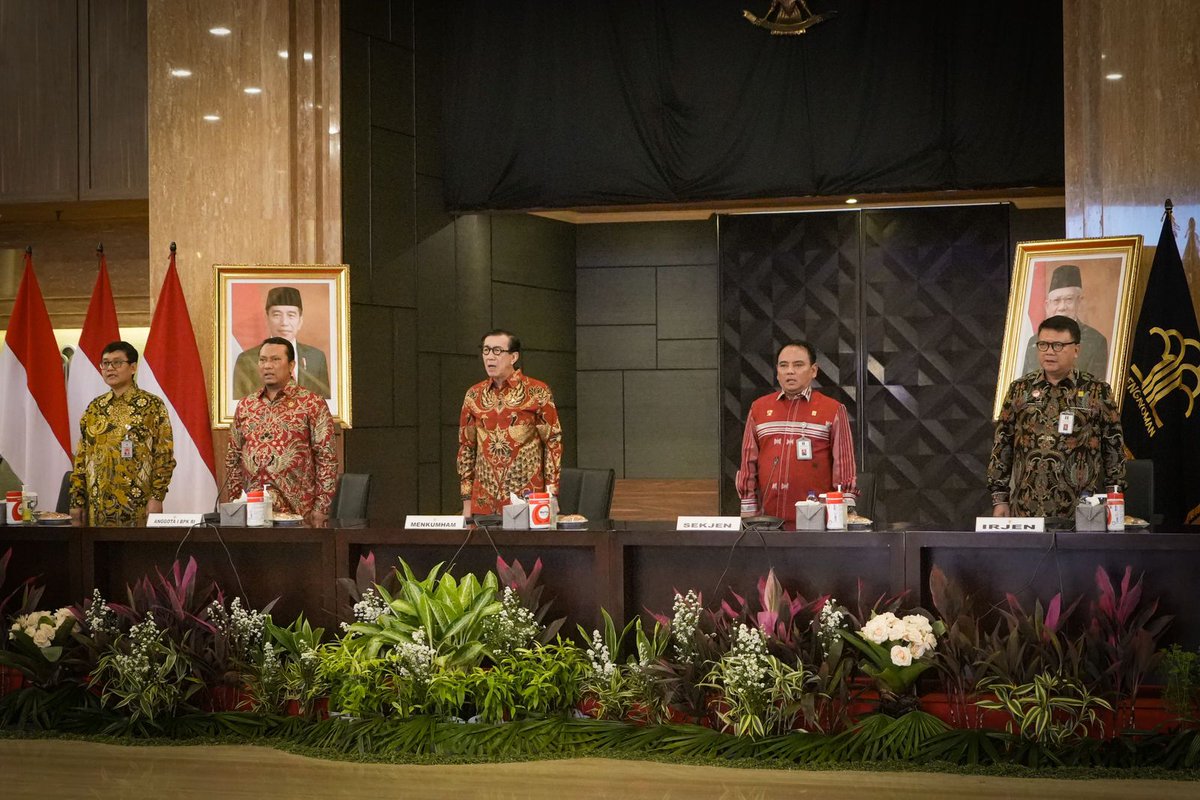 lpkapkpinang's tweet photo. Kemenkumham RI Raih Opini "WTP" Wajar Tanpa Pengecualian ke-15 dari BPK RI
https://t.co/9USsk9WDKY

@Kemenkumham_RI
@kumham_babel
@LPKAPkpinang
Harun Sulianto
#KumhamBabel
#HarunSulianto
#LPKAPkpinang https://t.co/MX0RuiBK9L