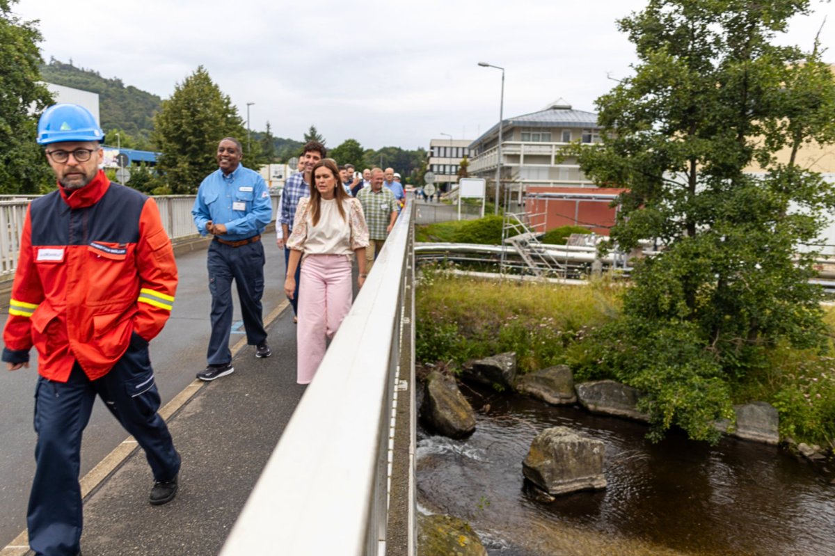 Arkansas Governor <a href="/SarahHuckabee/">Sarah Huckabee Sanders</a> Sanders visited Albemarle's production plant in Langelsheim, Germany today to meet with key business leaders and discuss the roles our lithium products play in a variety of spaces.

#Lithium #Sustainability #GovernorSanders #Arkansas #Germany