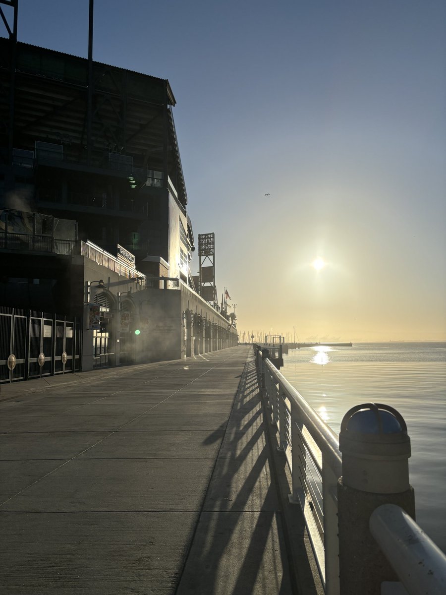 Running on the 415 ahead of race day 🏃🏻‍♀️🌁