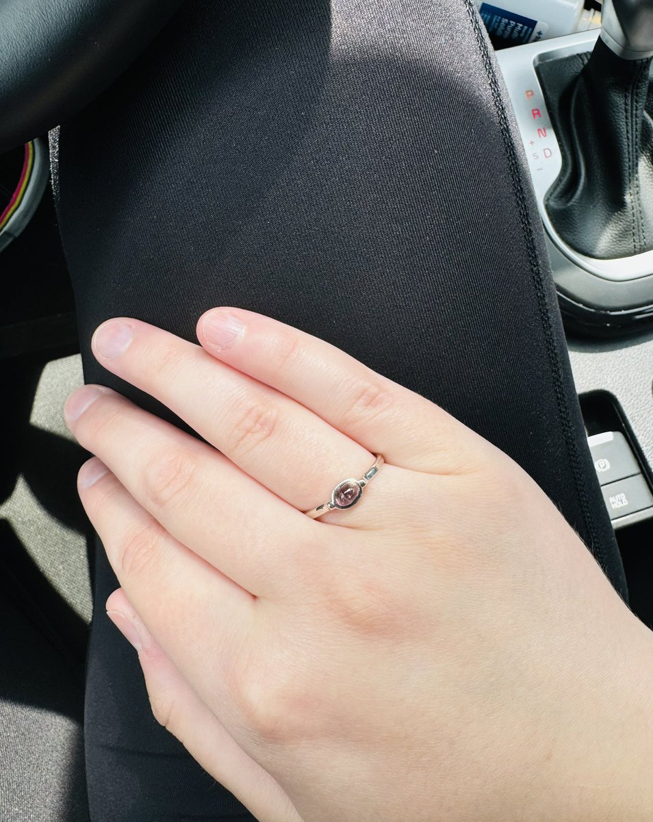 jackieb0621's tweet photo. @NECROMANClNG just got mine on wednesday! i love it😍 definitely wanna get another one https://t.co/5sWyhjVSnd