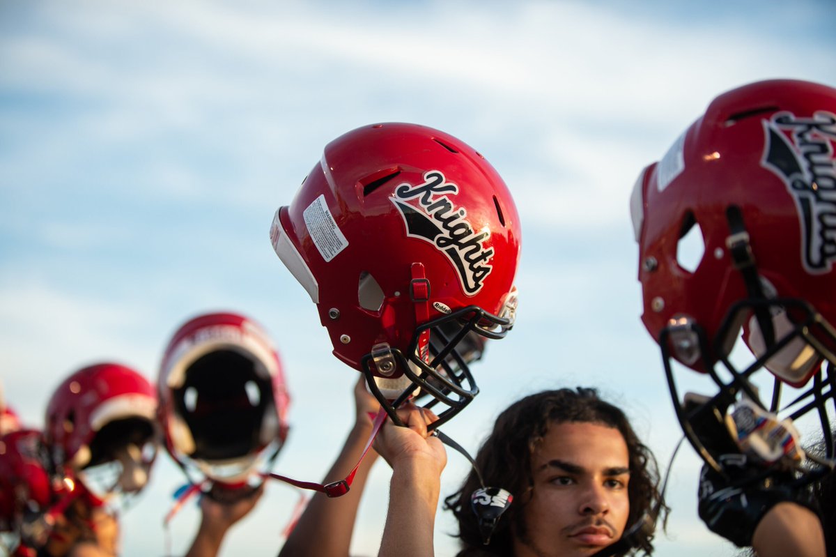 MDrago59's tweet photo. Team of the Day: Reading High Red Knights https://t.co/QaLuLg8uO5 @WilsonBulldogs @GriddersRed @CCrestFootball @HempfieldFB @PennManorFBall @MTSD_ATHLETICS
@MrEagerHHS @SamoanSigma @GriddersRed @RHSquiresClub @RDGschools @cityreadingpa
@XavierBeatty @GabrielLaws12 @KeyshawnEfese77 @MichaelOdeyemi8 @vxmelloo @hxtelex @JasonWRLD18 @Blitz__8 @KaysonFritz4 @JahsirWilson @Luv_BigE @Camsmall28 @JaredSantoss @leams24 @Rubrodriguez25 @AmierBurdine @JoshuaSOrbe 
@BrandenPicazo17 @RylanJoseph2 @DeshawnWilson24 @JoshuaOrozcoo #mikedragosports
