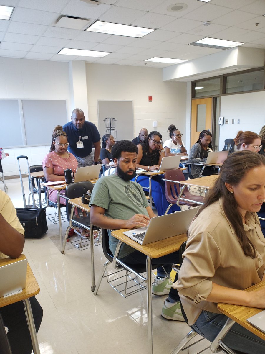 ReevesEducation's tweet photo. The new science teachers found the information provided very useful. https://t.co/2nSdVrgrSO