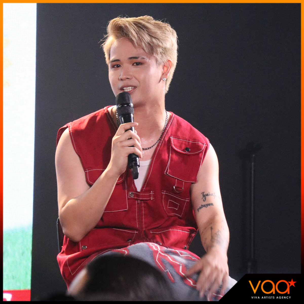 Pogi naman ng boss namin na yan!! 🔥
<a href="/AlasDaGreat/">ALAS</a>