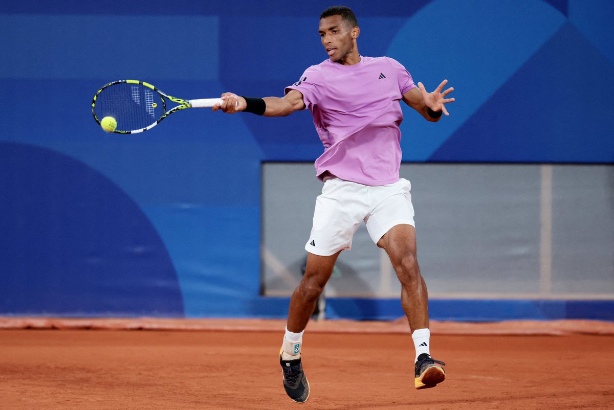 felixtennis's tweet photo. Let the games begin 😉🇫🇷
Second match tomorrow 🇨🇦 #allez 

📸: Clive Brunskill | Claudia Greco https://t.co/eIa56zVrDo