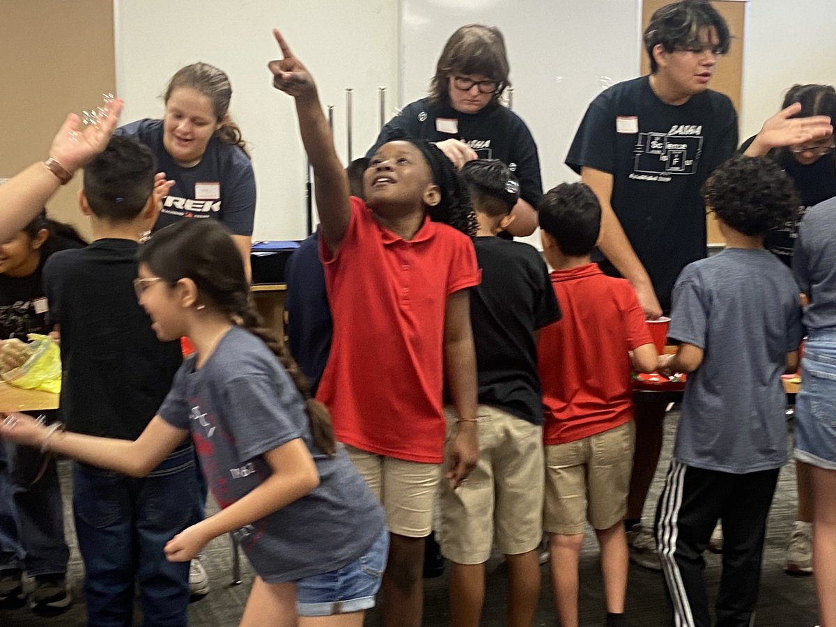 Collaborating with the ASU REM students to share our love of science with Galveston Elementary students!