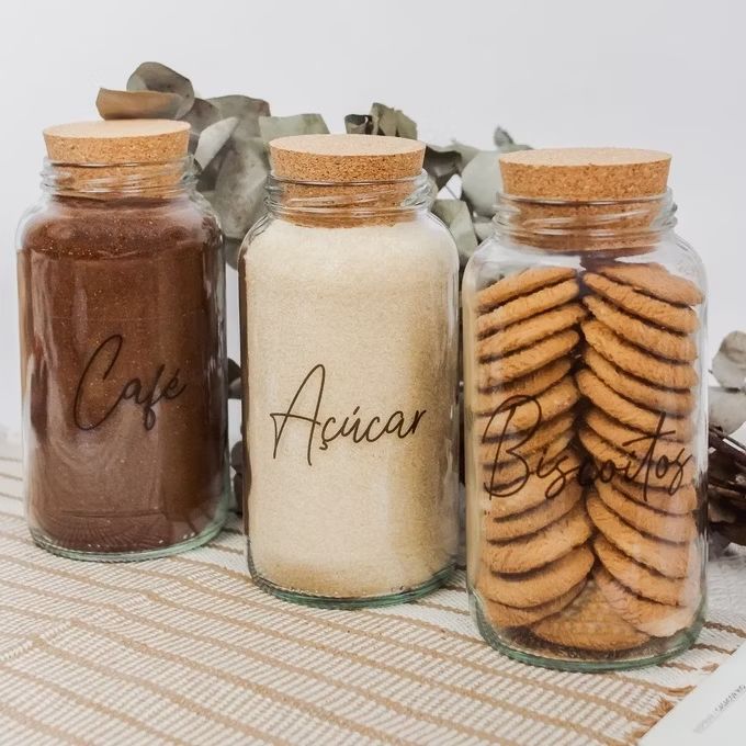 irisrodrigues55's tweet photo. Dê uma olhada em Kit Cantinho do Café - Café, Açúcar e Biscoitos | 3 potes de Vidro 810ml com Tampa Rolha + Adesivos por R$46,90. Compre na Shopee agora! https://t.co/JHSj4vSO7P https://t.co/jDLXGMdiCJ