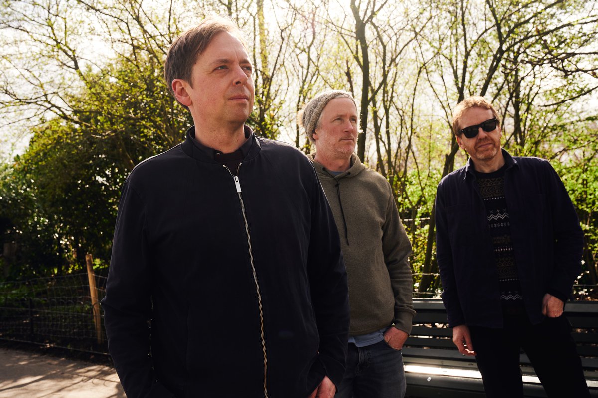 mergerecords's tweet photo. Out everywhere now is "Still Corridor" by @theclientele, the b-side to "Claire's Not Real" - stream it wherever you get your music or pick up the 7-inch with both tracks right here: https://t.co/0b2VdrGnFW ✨
#theclientele #mergerecords https://t.co/ocfn6qykdm