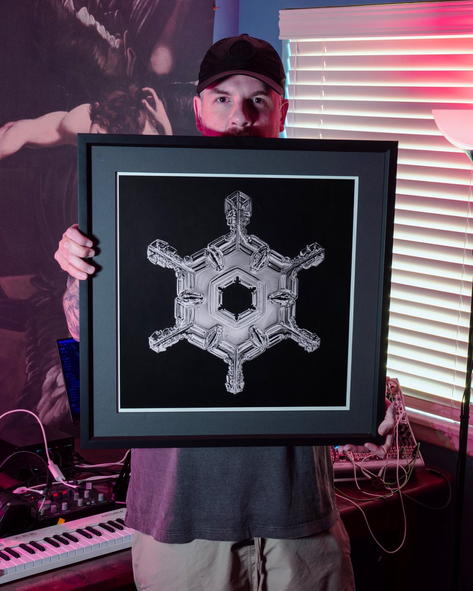 Thelem (@thelemdj) on Twitter photo Minus 5 Ep dropped today. It was a lot of fun doing both the music and artwork for this project, going to be keeping up this theme and release more music and art together. Seriously can’t thank everyone enough for the the support after all these years lnk.to/Minus5 Minus 5 Ep dropped today. It was a lot of fun doing both the music and artwork for this project, going to be keeping up this theme and release more music and art together. Seriously can’t thank everyone enough for the the support after all these years lnk.to/Minus5