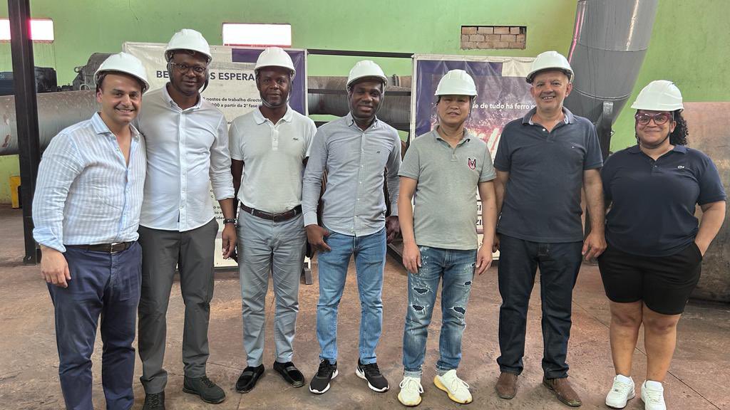 BernardoYannick's tweet photo. Projecto de exploração de mineiro de ferro de forma sustentável!!💪🏾💪🏾💪🏾 https://t.co/WDTUjmWCM4