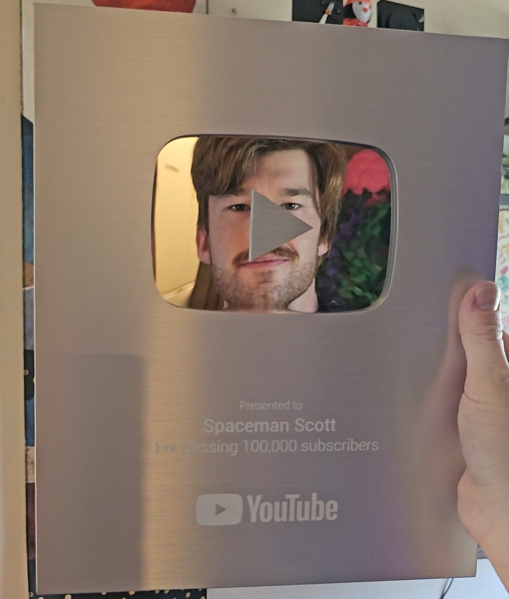 Spaceman_Scott's tweet photo. I thought for a while about a joke I could tell here, but... well this is a big fuckin deal to me, man :,)

Thank you all so much https://t.co/teclJ3OawJ
