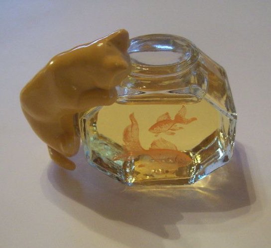 ‘curious kitty’ perfume bottle by avon