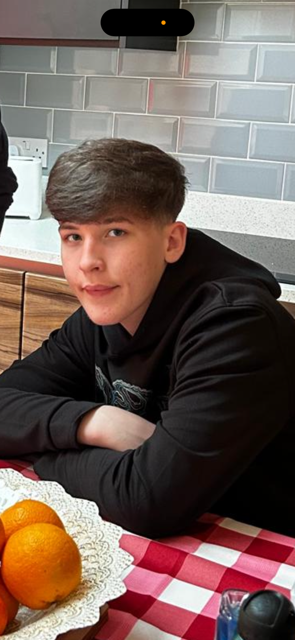 We are appealing for help in finding a 14-year-old boy who is believed to be missing in #Merseyside. Louie was last seen in #Walton on Monday 22 July.  You can pass on any sightings of Louis via our form: orlo.uk/PZs6s  orlo.uk/ymPSL