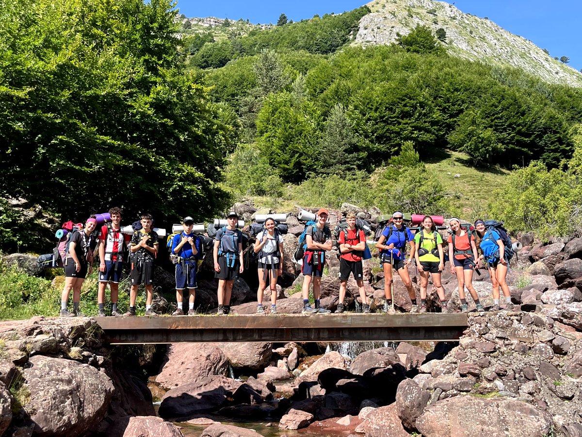 Itaka Escolapios Bilbao (@itakabilbao) on Twitter photo FINALIZA EL CAMPAMENTO VOLANTE DE AZKARRAK II
El pasado domingo finalizaba el campamento volante de los grupos de AZK II. Hemos descubierto, que el campamento volante, como la vida, consiste en ser felices en ese camino. Sin duda que momentos que nunca se olvidarán.
<a href="/EscolapiosBi/">Escolapios Bilbao</a> FINALIZA EL CAMPAMENTO VOLANTE DE AZKARRAK II
El pasado domingo finalizaba el campamento volante de los grupos de AZK II. Hemos descubierto, que el campamento volante, como la vida, consiste en ser felices en ese camino. Sin duda que momentos que nunca se olvidarán.
<a href="/EscolapiosBi/">Escolapios Bilbao</a>