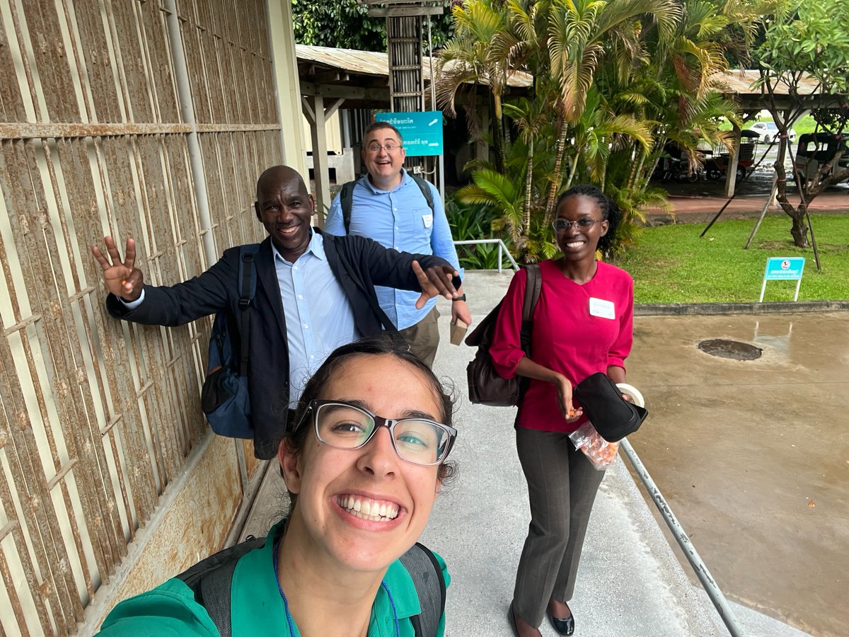 BuildHealthIntl's tweet image. 📍Where in the World is BHI’s Medical Oxygen team?✨

#FlashbackFriday 📸 
Here are some highlights from our #MedicalOxygen team’s management training at Khmer-Soviet Friendship Hospital in #Cambodia 🌟📝🎉