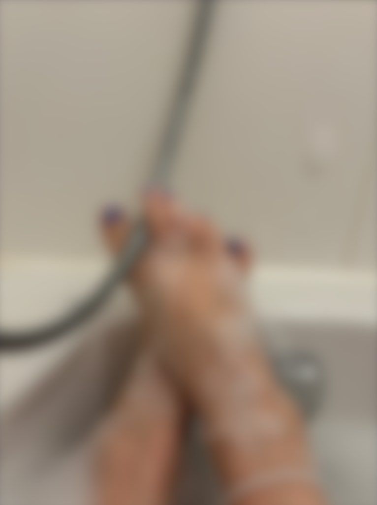 check out my latest #funwithfeet post🤍 
#feet #funwithfeet #feetcontent #feetfinder #feetbuyers #soles #barefoot #feetlovers #footfetish