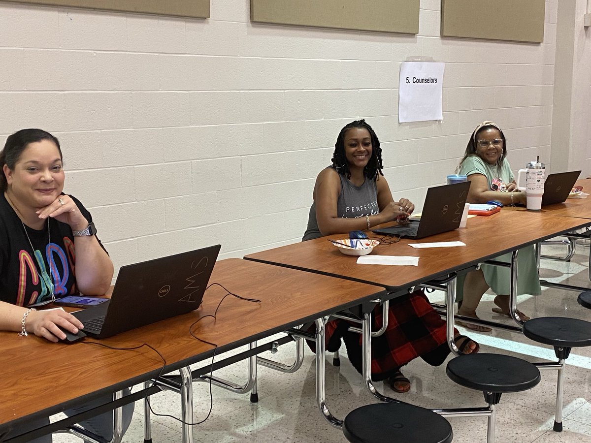 Courtney Johnson tweet media