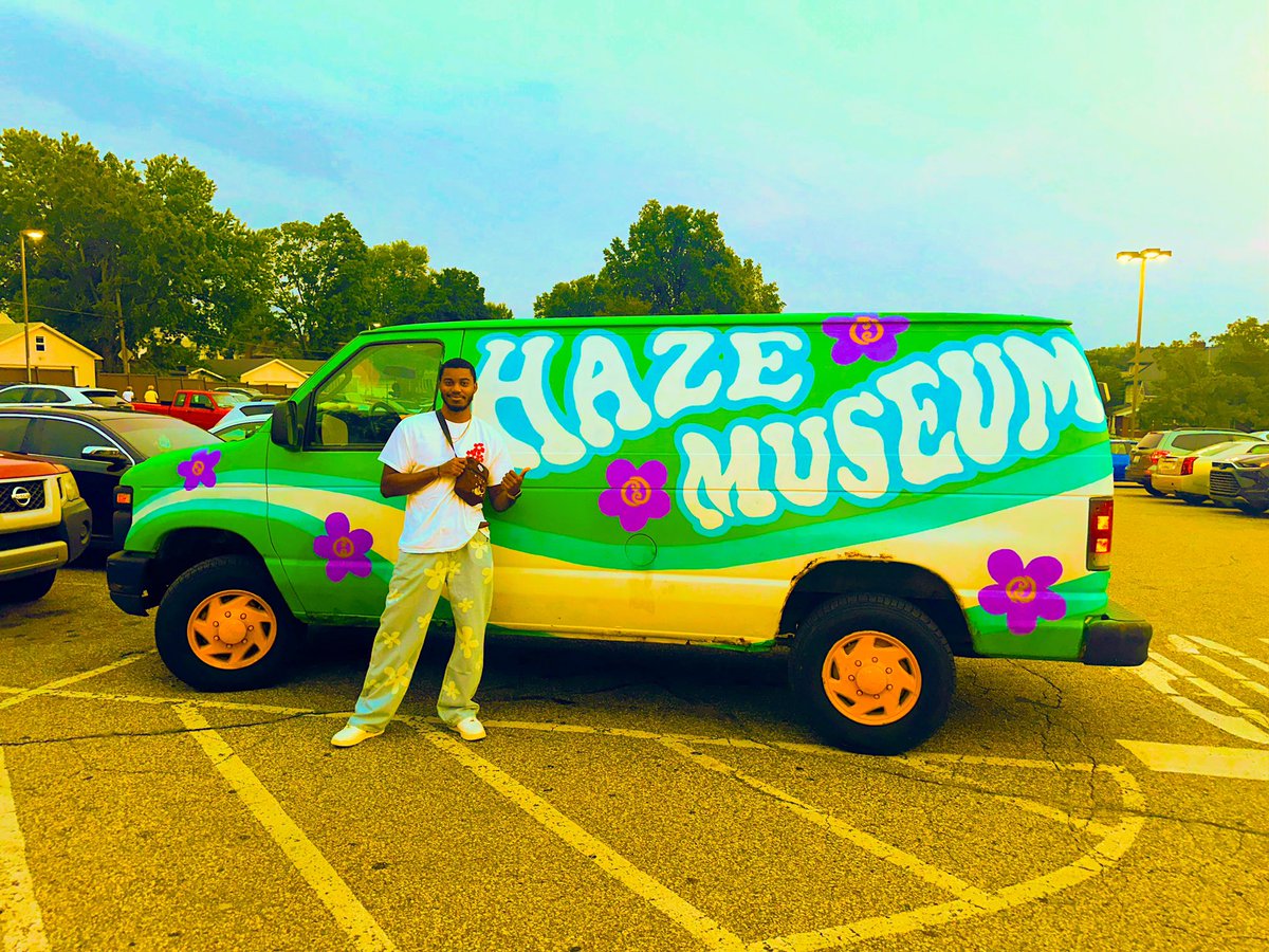 𝙔𝙤𝙪'𝙧𝙚 𝙨𝙤 𝙥𝙧𝙚𝙩𝙩𝙮 𝙣𝙞𝙘𝙚 𝙩𝙤 
𝙢𝙚𝙚𝙩 𝙮𝙤𝙪, 𝙬𝙝𝙖𝙩’𝙨 𝙮𝙤𝙪𝙧  
𝙣𝙪𝙢𝙗𝙚𝙧? 🌻