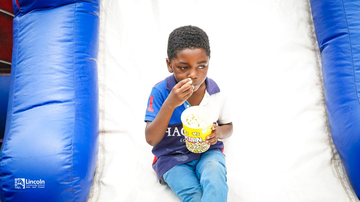 LCSGhana's tweet photo. A heartfelt thank you to all the participants and counselors for making this experience so worthwhile. We can't wait to see you all next year! #SummerCampMemories #LCSSummerCamp #lcsghana https://t.co/ZbBRWgcUB9