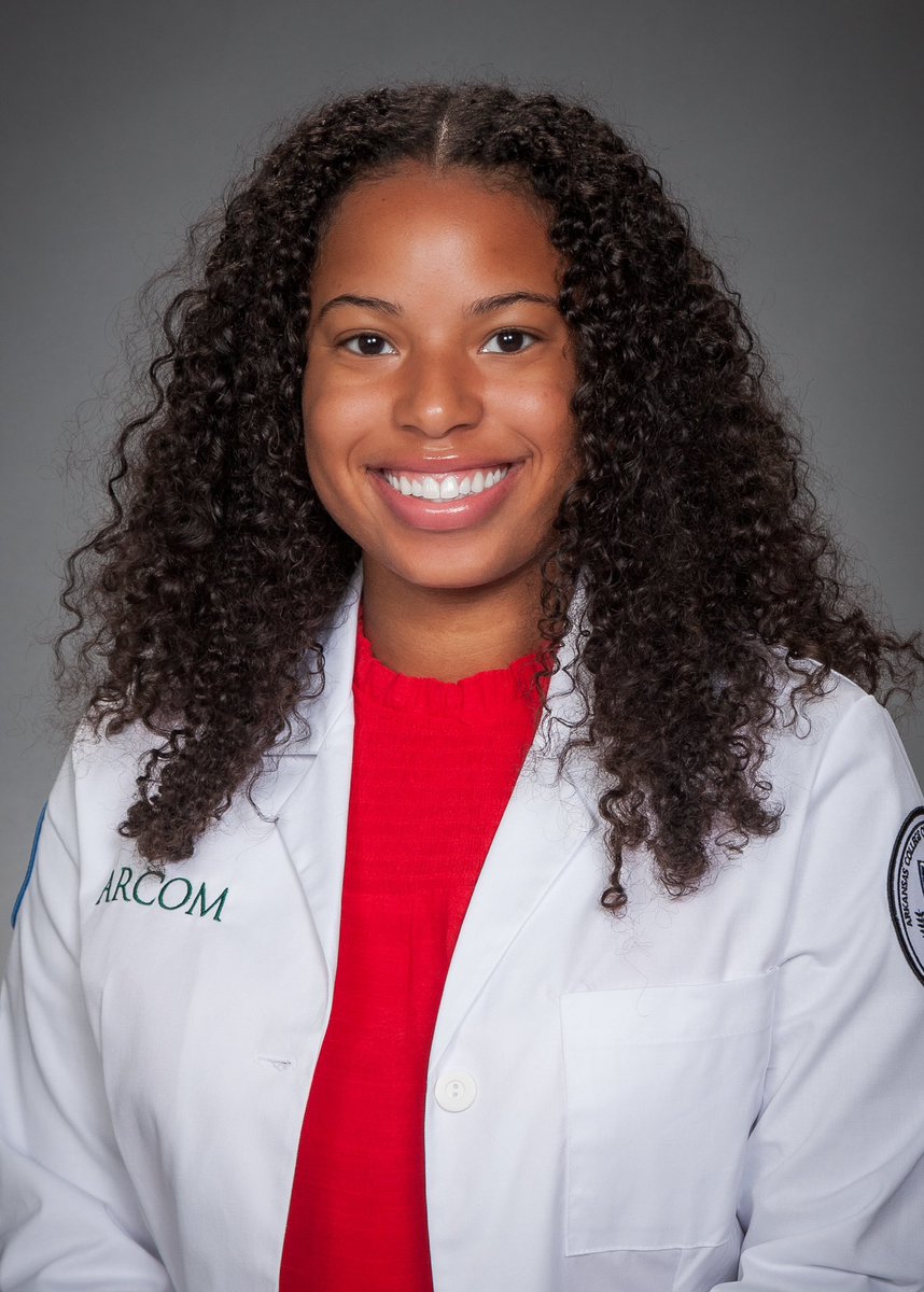 joordanshaw11's tweet photo. Life update: I’m officially a medical student!!! https://t.co/y2S436brup