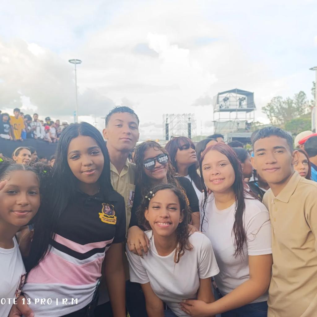 cdcepazcastillo's tweet photo. Los Bachilleres del Municipio Paz Castillo, disfrutaron del grandioso evento: 
Mostacho fest-Ruta Live Bachiller 2024

@NicolasMaduro @MPPEDUCACION  @_LaAvanzadora @ZYSEGMIRANDA @rosabecerra3 @HectoRodriguez https://t.co/bEXkYJabw1