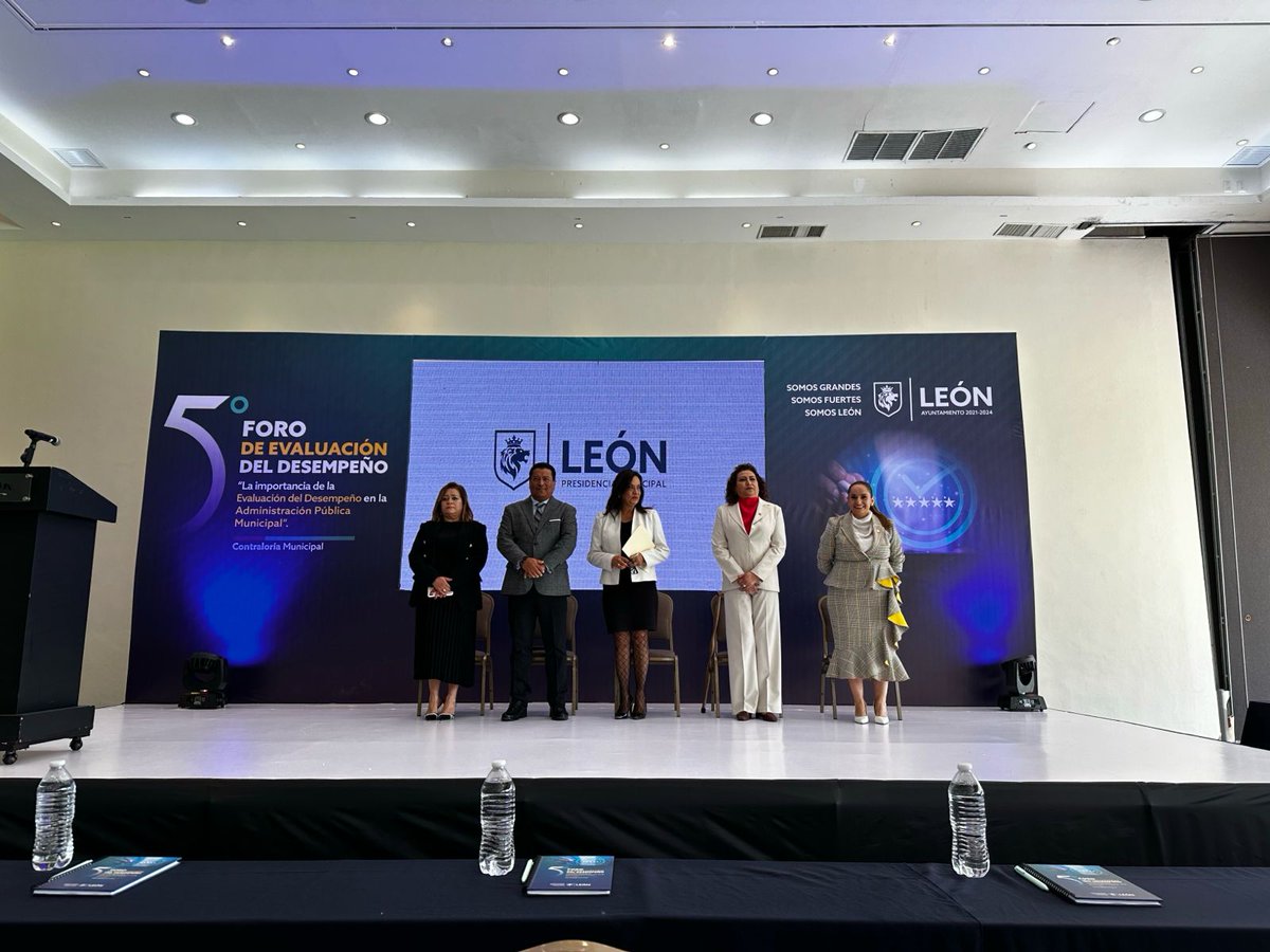 asegto's tweet photo. 📣 En el acto protocolario de inicio del 5º Foro de Evaluación del Desempeño, organizado por el OIC de León, el Auditor Superior del Estado de Guanajuato destacó la importancia de la evaluación como complemento esencial de las labores de fiscalización #Transparencia https://t.co/rX2cC5xxPB