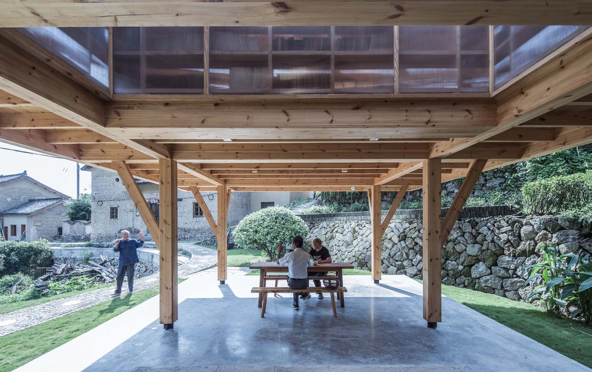 S_SOSTENIBLE's tweet photo. CASA DE LA MONTAÑA EN LA NIEBLA 👉 https://t.co/ZuDSuxVNGl

#Arquitectura Shulin Architectural Design #Arquitecturademadera #MaderayConstrucción https://t.co/U7ERtnFSr4