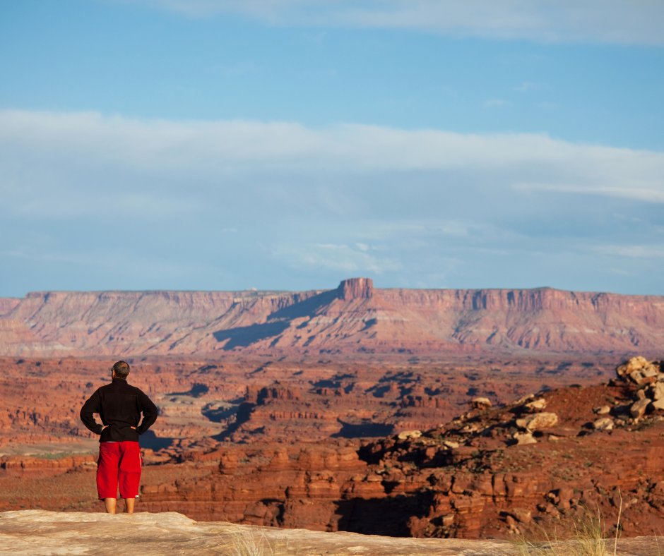 Immerse yourself in the splendor of the great American outdoors with a road trip through some of the nation’s best national parks. rcitrvl.com/4c0EOBO
