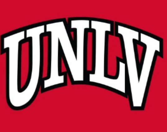 kantstopduke_10's tweet image. I’m Blessed to receive my 4th division 1 off from @unlvfootball thanks to @CoachkMerch
@BrennanMarion4 

@leesburghsfb 
@QBTucker 
@Coachscott
@COACHTONYROZIER