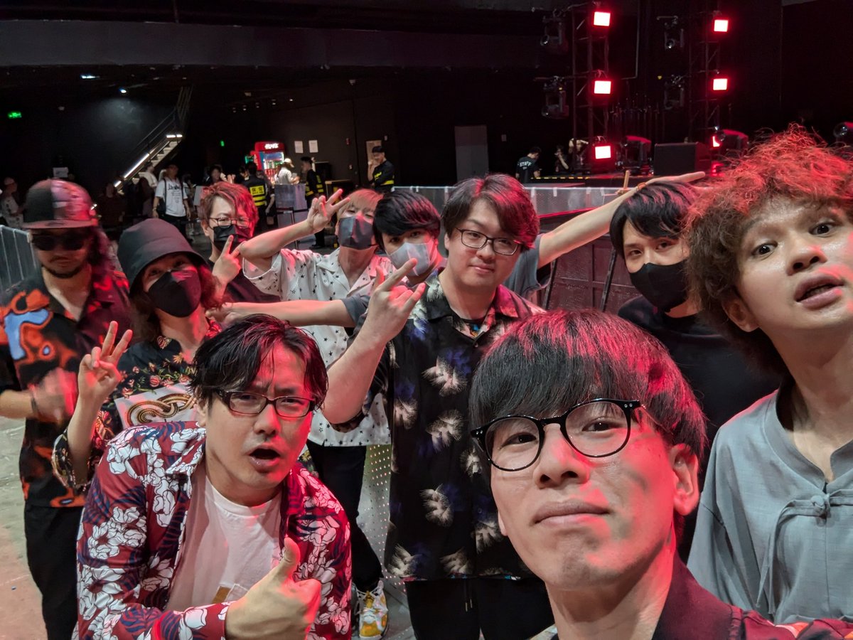 TANO*C TOUR EXTRA in China上海公演お疲れ様でした
まさかのサプライズでバースデーケーキ頂いちゃった！
谢谢上海！再见！
#tanoc
