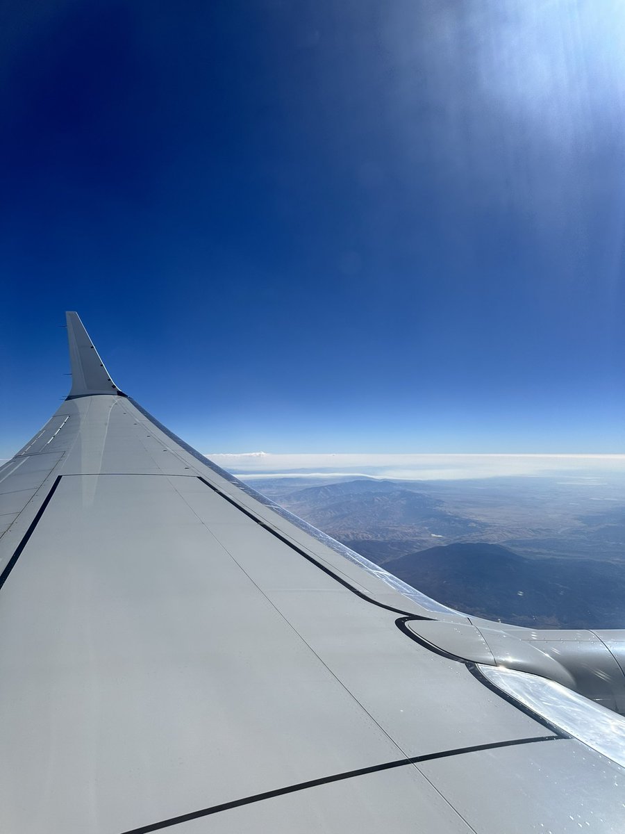 DoubleOshea's tweet photo. @flairairlines once again providing a pleasant flight from start to finish. On time departure, on time landing and staff were very hospitable! In to double figures now with this airline and only one delay, which is understandable, would always recommend this company. 👏🏼 https://t.co/9I31BUoK0u