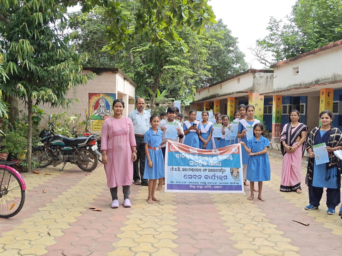 nandamonalipsa's tweet photo. MDA Awareness and Sensitisation at Indrakhi school under Mendrajpur SC AAM #Meeting#Rally#Slogans https://t.co/wpkJTUNMkG