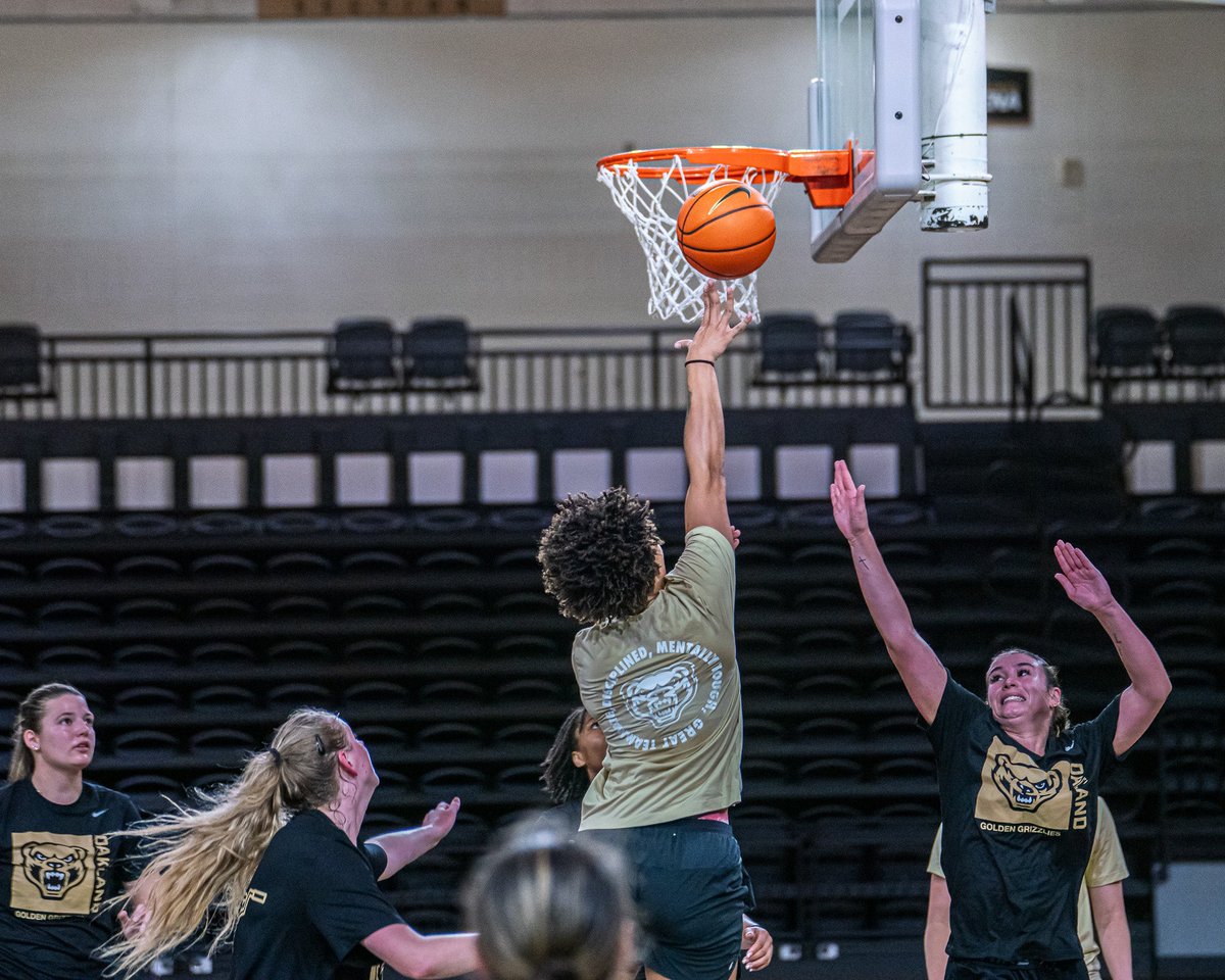 Oakland Women's Basketball tweet media