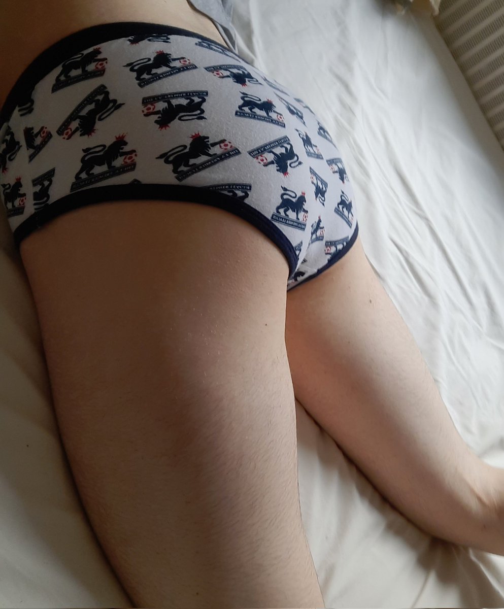 A spanking top gave me these old vintage briefs to wear 😊. I love them so much. 
#spank #sub #briefs #gay