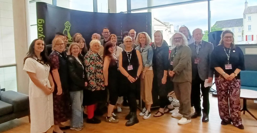 Everybody say cheeeeeeseeeeee! 😍😁 Congratulations to our Freedom To Write squad who have officially completed The John Hewitt International Summer School 2024! 💪🎉

<a href="/The_JHS/">The John Hewitt Society</a> <a href="/dfatirl/">Irish Foreign Ministry</a> <a href="/PENIreland/">Irish PEN</a>