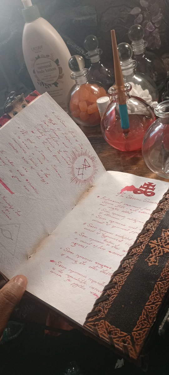 OcculticaART (@derrickmcfarley) on Twitter photo 