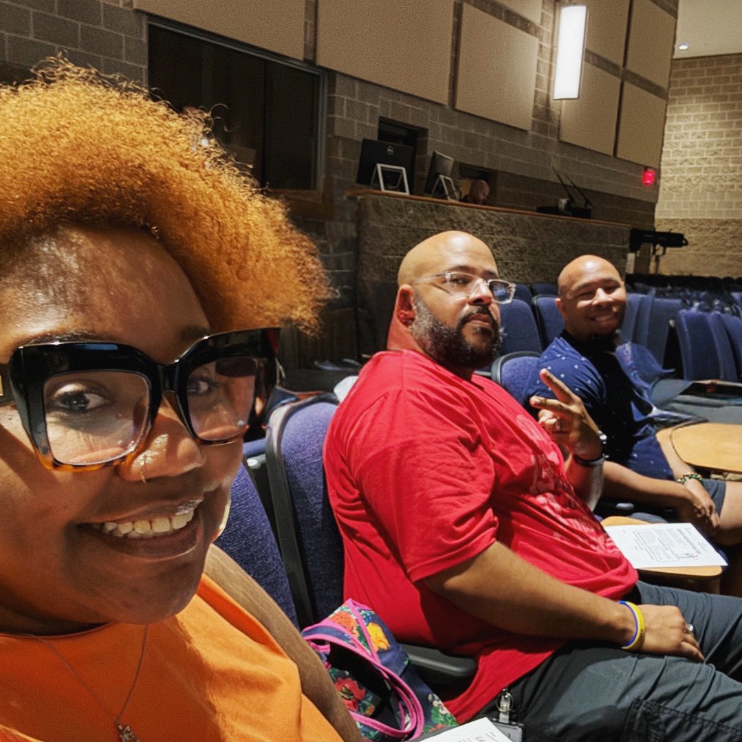 Dr. Squeaky Wheel (@theedocp) on Twitter photo Campbell Band and @chsspartanssing directors out here at LEI @fineartscobb <a href="/cobbperforms/">Sara Womack</a>
#engageCobb Campbell Band and @chsspartanssing directors out here at LEI @fineartscobb <a href="/cobbperforms/">Sara Womack</a>
#engageCobb