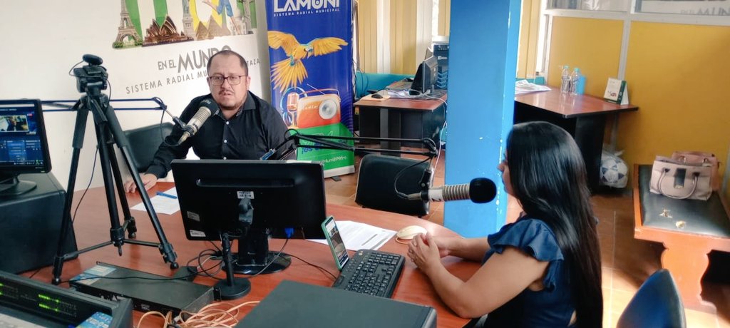 PastazaCJ's tweet photo. #AHORA | En el programa radial "Judicatura con la ciudadanía", transmitido por radio #LaMuni, @CarrascoGlayton, Director Provincial del @PastazaCJ, informó sobre el receso judicial que inicia desde el 01 de agosto. https://t.co/QqS3XOWZUE