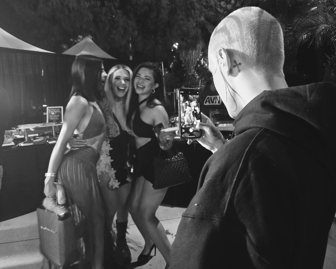 Last night was fun! Didn't take my camera and justed enjoyed a party for one. But I did snap just a couple<a href="/tag/avn"class="tags"><span>#avn</span></a>