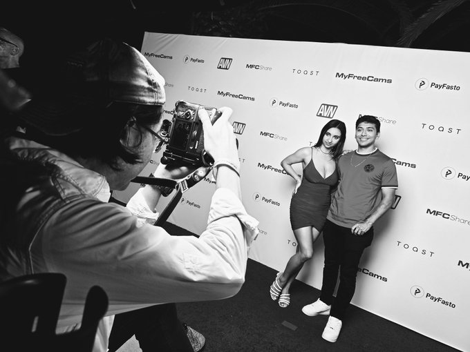 Last night was fun! Didn't take my camera and justed enjoyed a party for one. But I did snap just a couple<a href="/tag/avn"class="tags"><span>#avn</span></a>