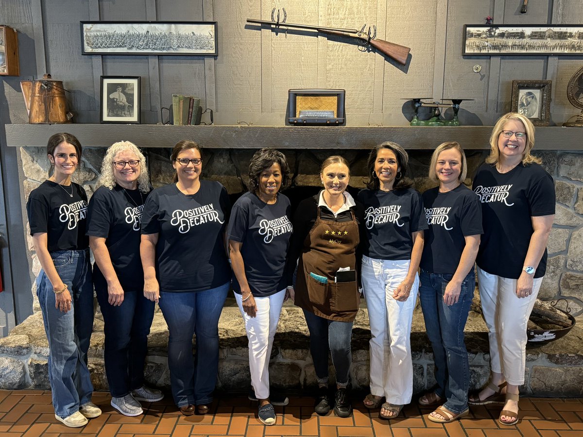 We kicked off our Friday with a positively wonderful breakfast, all thanks to the staff at Cracker Barrel! 
We also took the opportunity to spread the word about #PositivelyDecatur. Remember, eat, shop and drink local