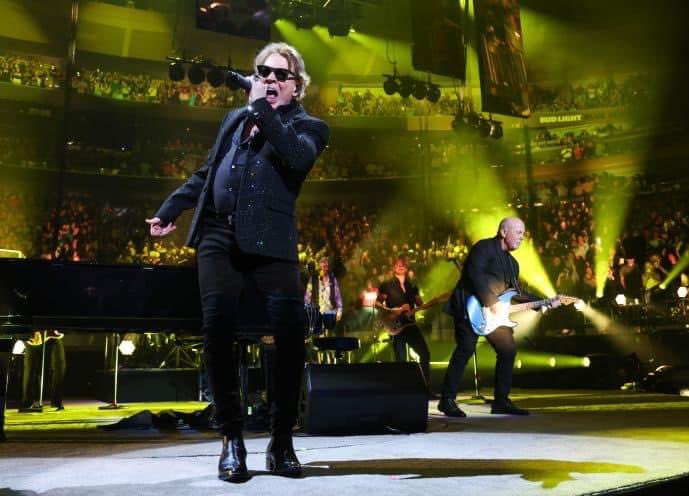 sandrapata45's tweet photo. The only and one @axlrose 
My Papi 🌹❤️‍🔥🫶🏼☝🏼🤘🏻🐐 https://t.co/cicOhAOcfM