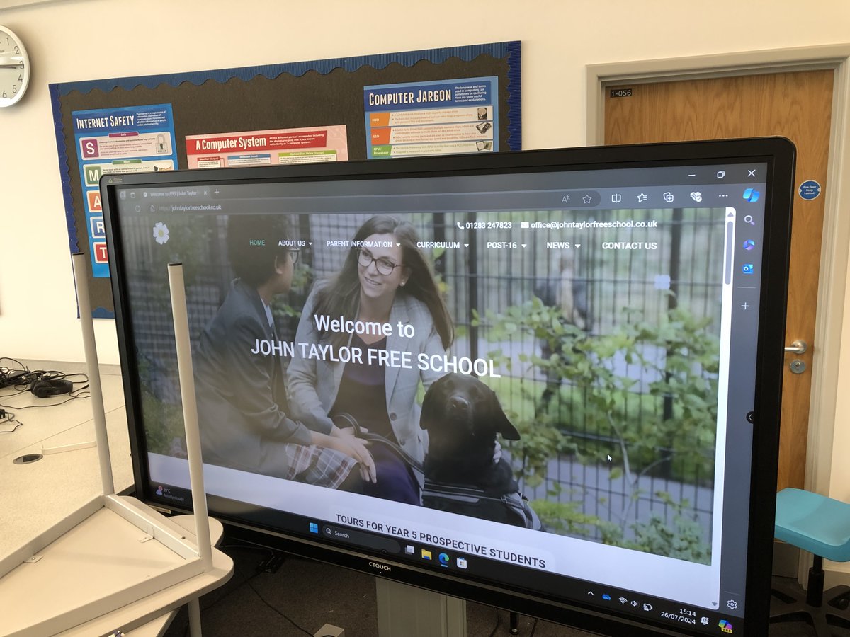 One of my jobs today was doing some cabling in one of our ICT Suites for an HDMI Extender.

HDMI Out from the main display, into the Extender, CAT6 out, then around the room to the second display 🙂

Another job done getting everything ready for our Head of <a href="/JTFSComputing/">John Taylor Free School - Computing</a>