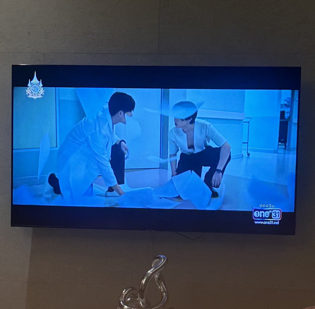 tongthk's tweet photo. รีวิว #4MINUTES_EP1 แบบไม่สปอย 
- ภาพดีมาก เอฟเฟคเท่สุด
- ถ่ายนักแสดงออกมาดูดีทุกคน ทุกมุม 
- ไม่ติดการแสดงใครเลย 
- อีพีนี้เหมือนปูเนื้อเรื่อง รอดูเคมีน้องๆเลย
- จากปมที่ปล่อยมา เรื่องนี้เดือดและข้นแน่นอน
สรุป ไปดูเหอะ นี่ว่าคุ้ม ทำดี ดูตั้งใจทำ ตั้งใจเล่น https://t.co/mUdsNzOIKi