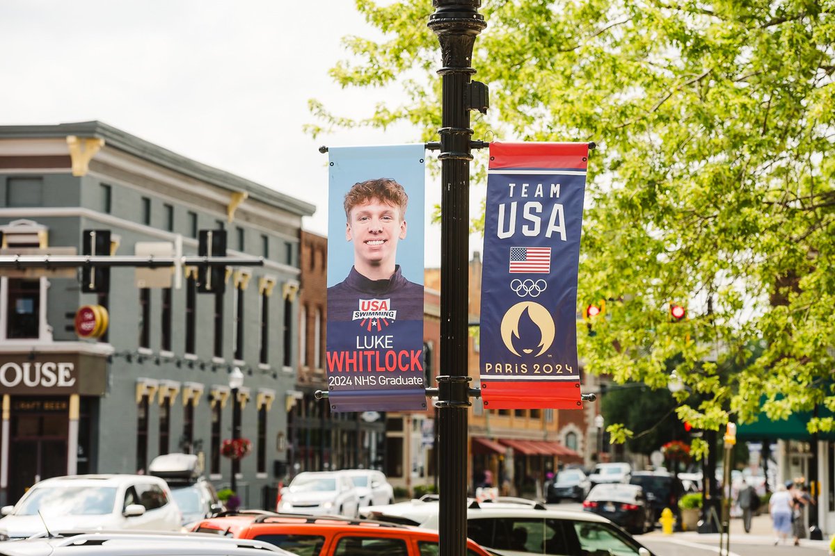 NoblesvilleIN's tweet photo. If you’re downtown #Noblesville, check out the banners for @NobSchools 2024 Graduate, Luke Whitlock! He’s competing in the #Paris2024 Olympics with @TeamUSA @USASwimming! 🇺🇸

Best of luck to all of #TeamUSA! #ParisOlympics https://t.co/aZb0xdcY1E