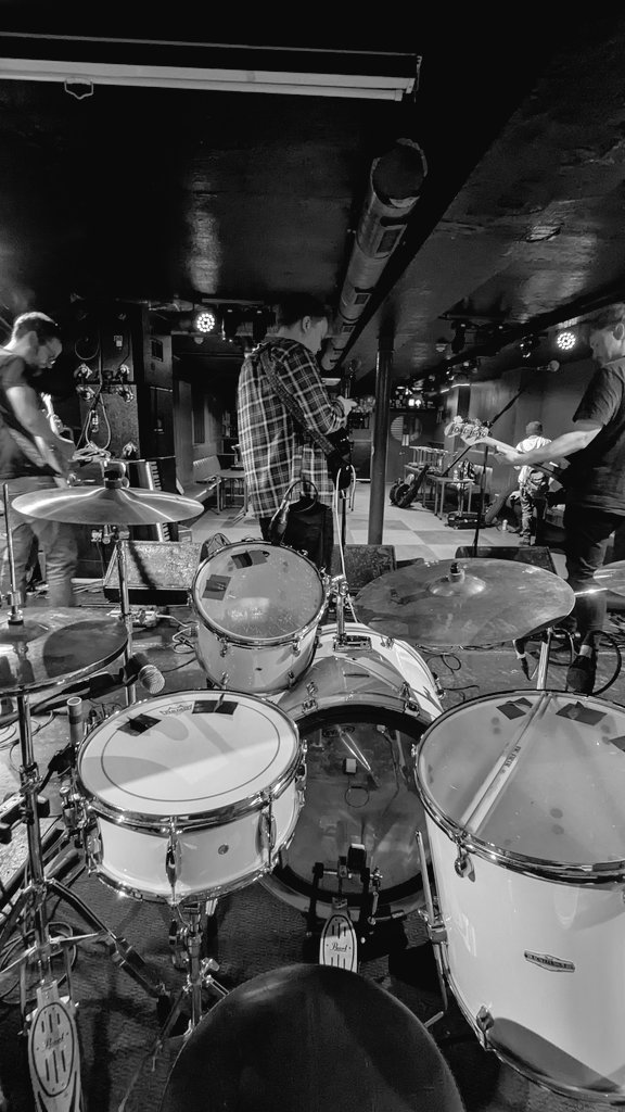 Tonight - Glasgow - <a href="/nice_n_sleazy/">Nice N Sleazy</a> 

Doors 1930. Last remaining tickets available on the door 🛰️