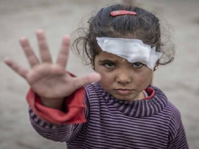 #الزمالك يتعاقد مع كوكاكولا 
انا زملكاوى ورافض مايحدث 
#غزه_تموت_جوعاً