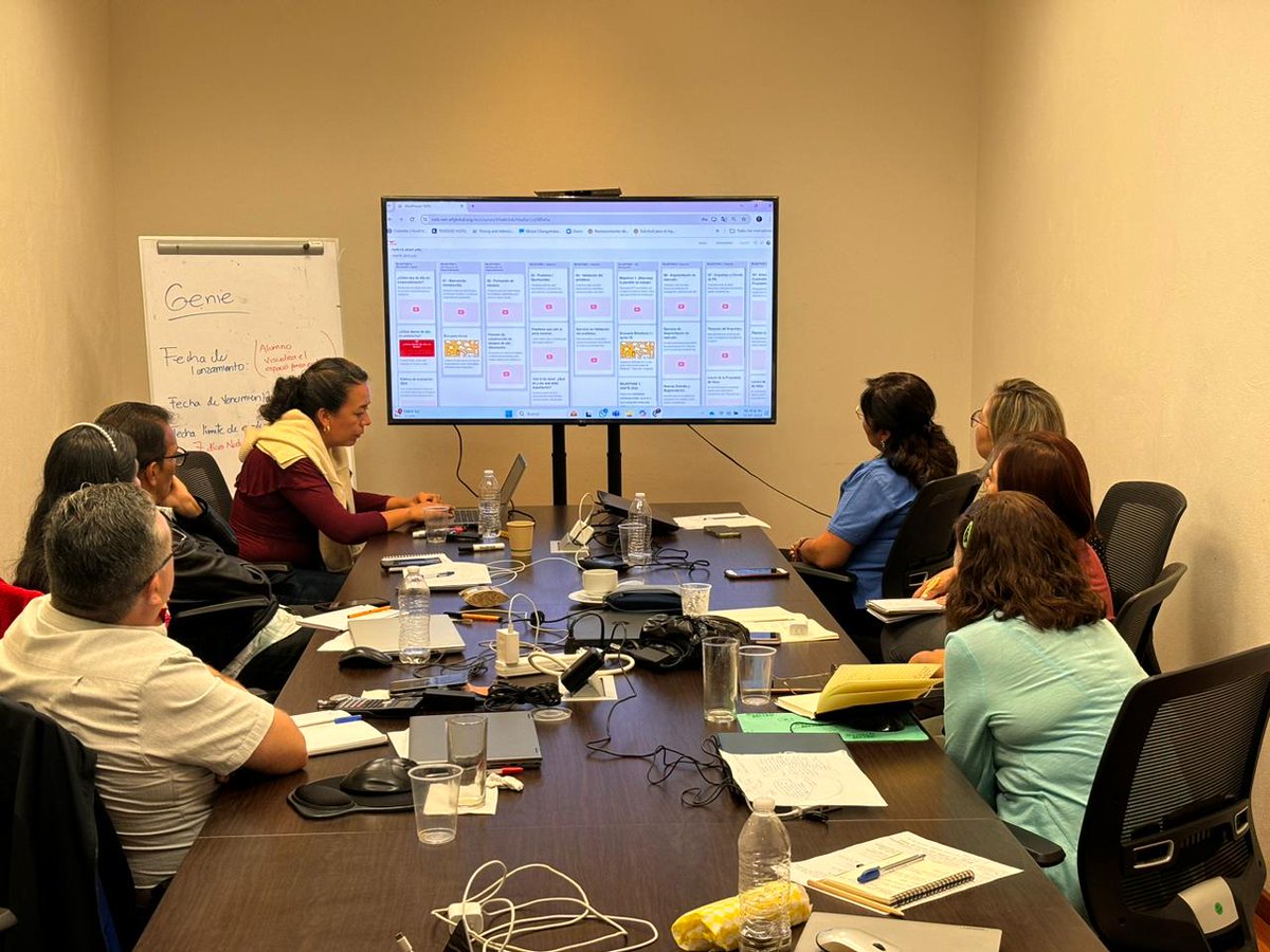 UgVida's tweet photo. 🔹 ¡Se concluyen las actividades de los talleres de formación docente del programa Wadhwani Foundation en colaboración con la Universidad de Guanajuato! 🔹 https://t.co/VnLWpZZwuW