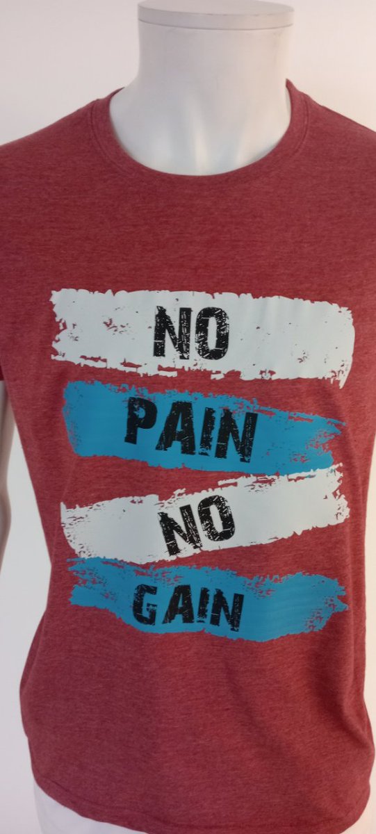 NO PAIN NO GAIN
Al cliente la camiseta que más le ha gustado es la naranja, tiene donde elegir.
Que las disfrutes Instalaciones Lara.
